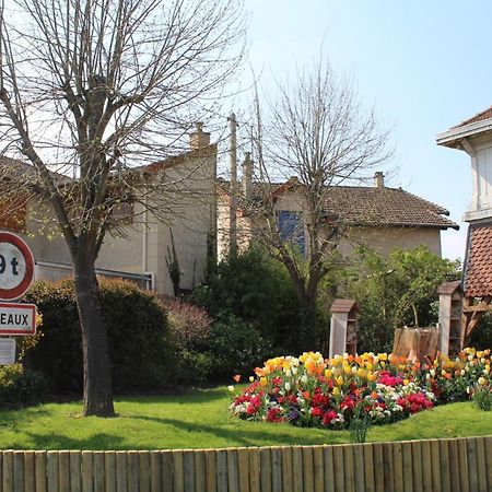 Chambre Confortable A Proximite De Disneyland Paris Apartment Nanteuil-les-Meaux Bagian luar foto